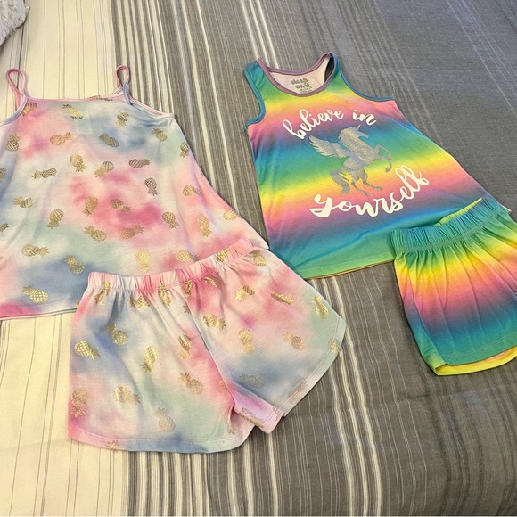 2 LITTLE GIRLS SIZE 7/8 2-PIECE PAJAMAS SET - Picture 7 of 10